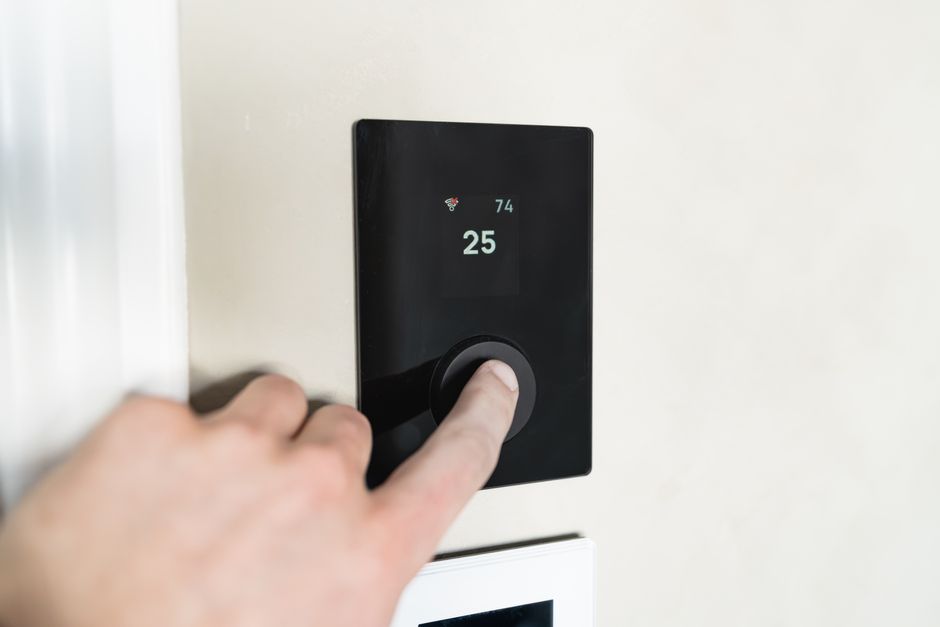 Adjusting a modern smart thermostat for HVAC efficiency